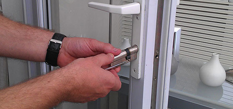 Commercial Door Lock Repair in Mayflower Village